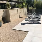 Les Centaurines Bed & Breakfast 3*