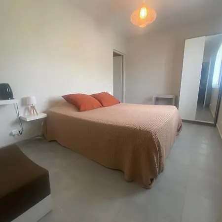 Couette-café Les Centaurines Saint-Siffret