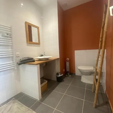 Couette-café Les Centaurines 3*